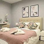 2 Bedroom Luxury In Madliena Swieqi *